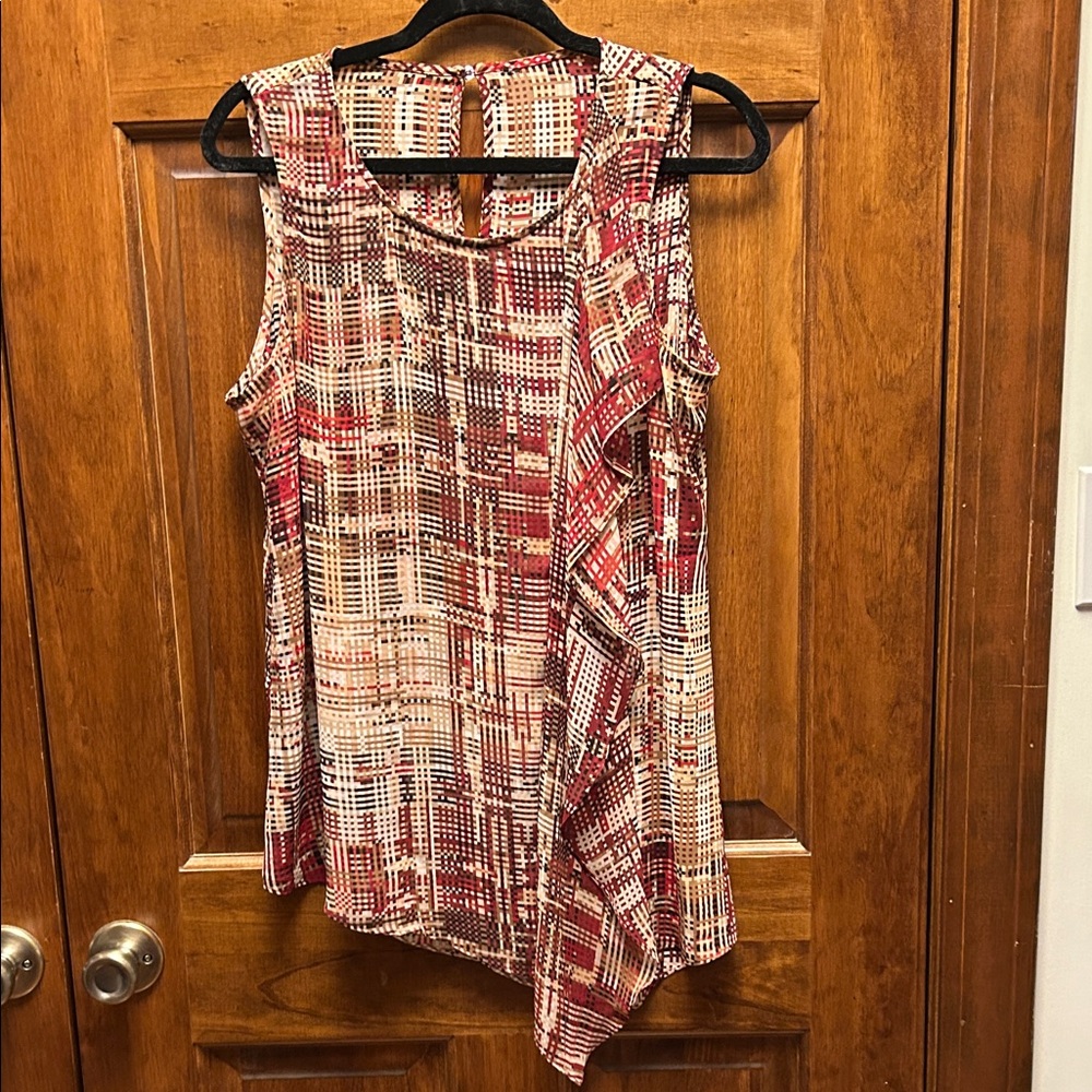 Sleeveless tunic top